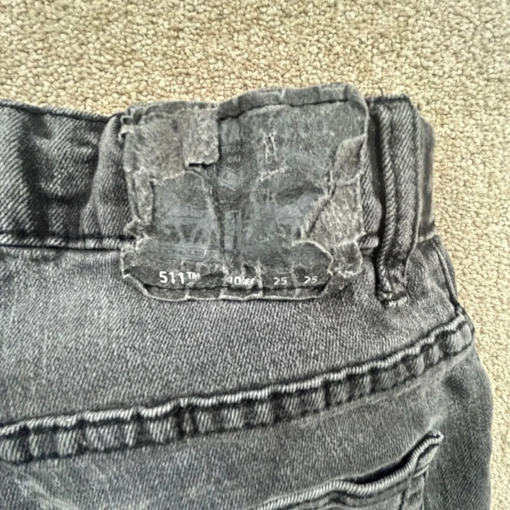 Levis 511 Slim Jeans‎ Faded Black Denim 10 REG W25 x L25 5-Pocket Pants